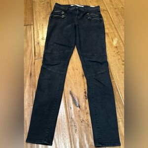 Lovers + Friends size 26 black denim skinny jeans